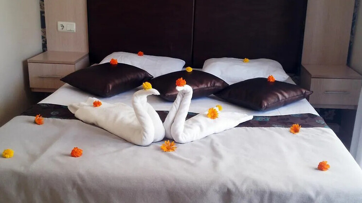 Joker Side Hill Hotel